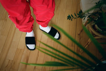 Load image into Gallery viewer, Black Suede Slide